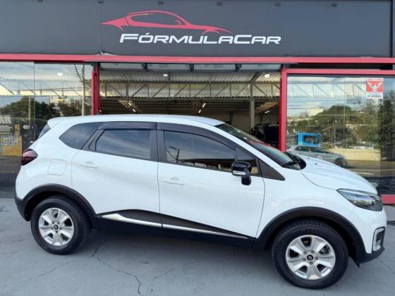 RENAULT CAPTUR 1.6 16V SCE FLEX LIFE X-TRONIC RENAULT CAPTUR 1.6 16V SCE FLEX LIFE X-TRONIC